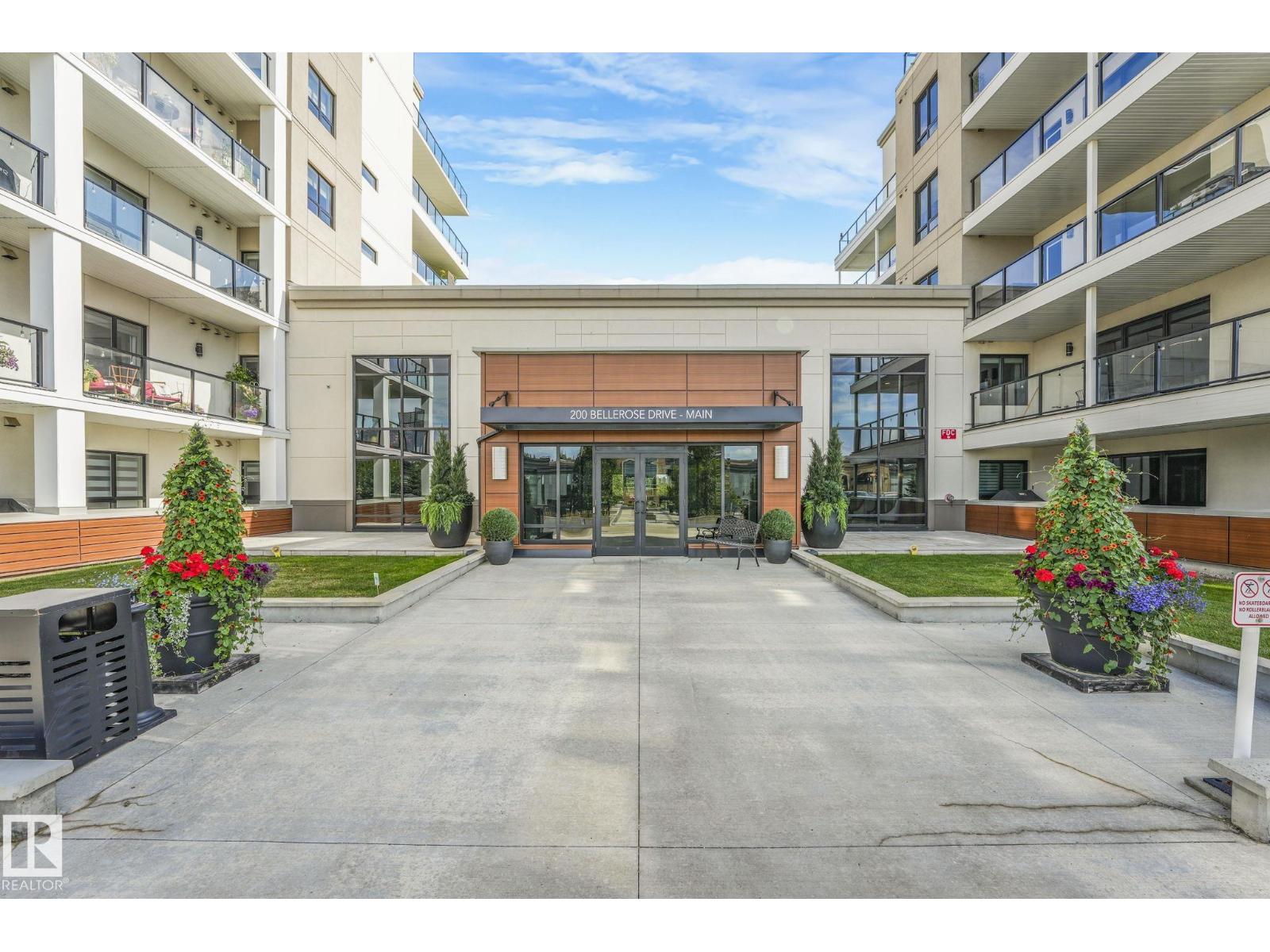 #814 200 BELLEROSE DR, St. Albert