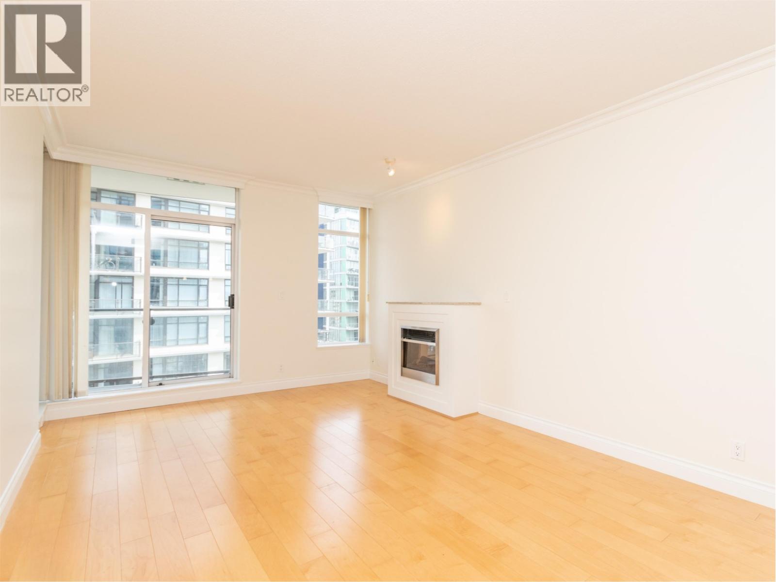 803 162 VICTORY SHIP WAY, North Vancouver