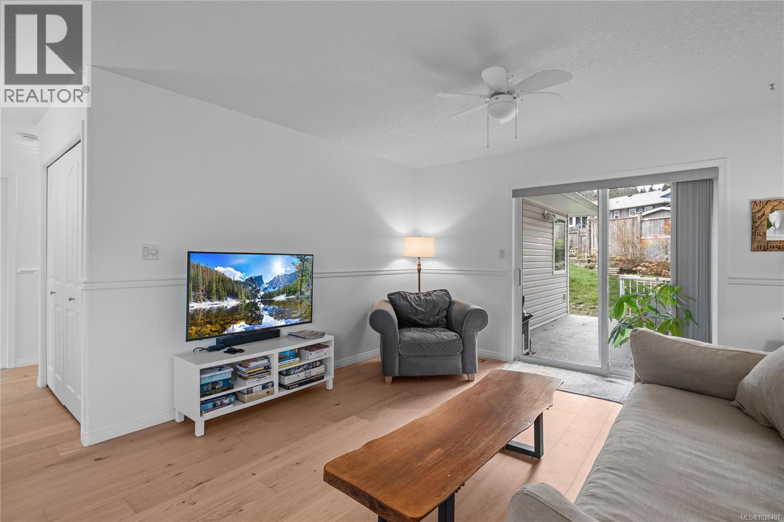 5367 Catalina Dr, Nanaimo