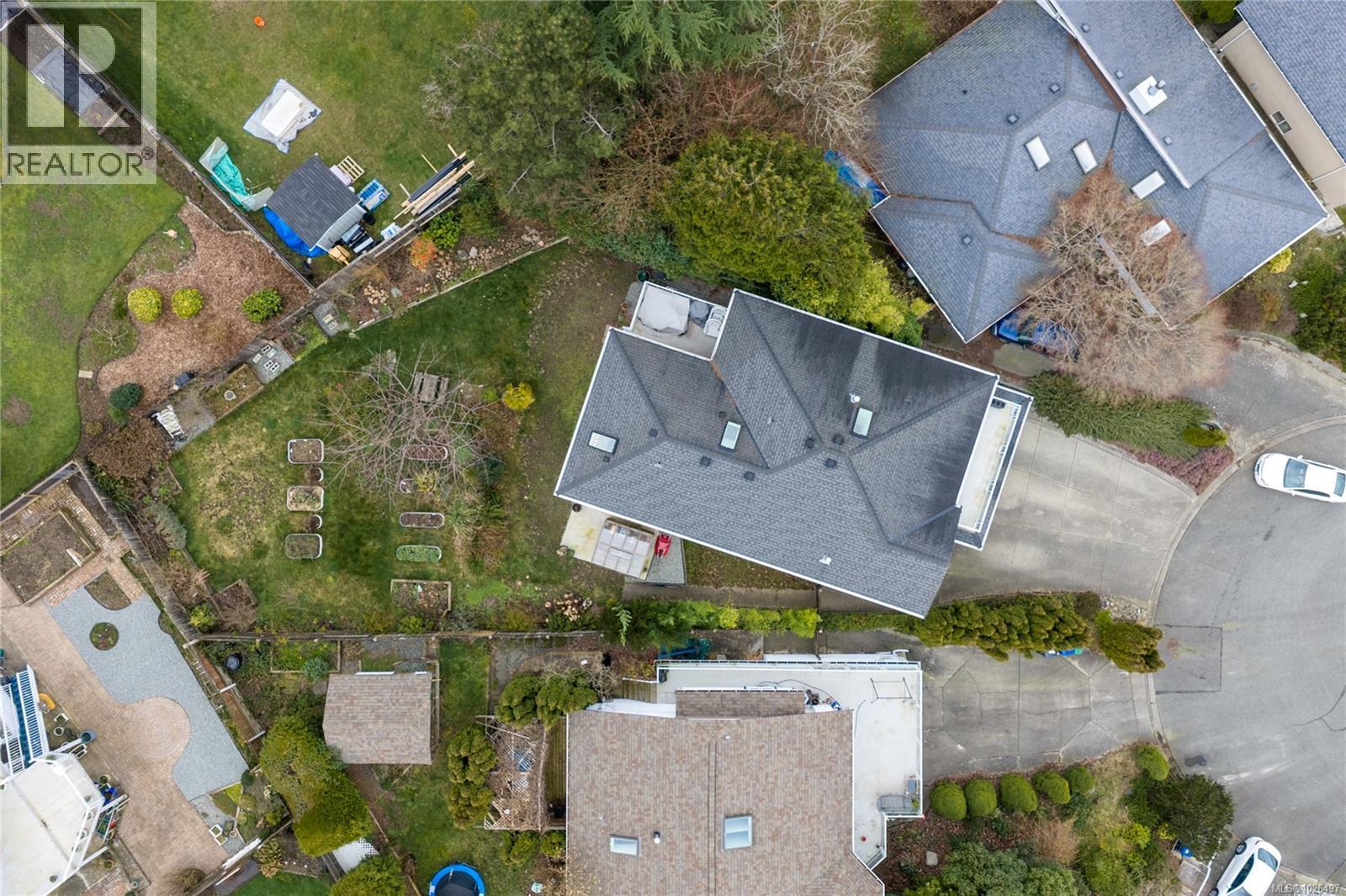 5367 Catalina Dr, Nanaimo