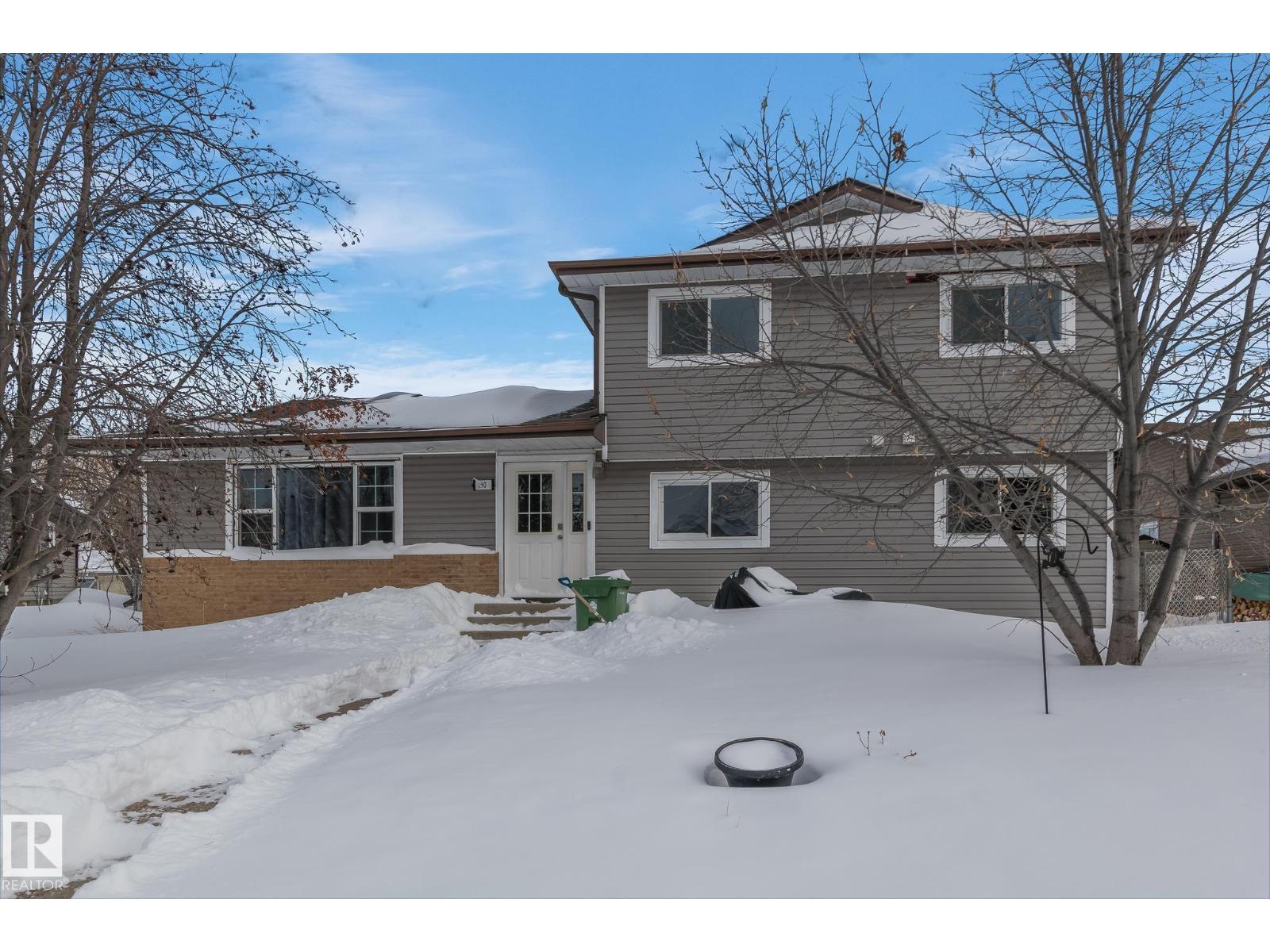 4305 44 ST - Photo 2 of 45, Bonnyville Town, Alberta