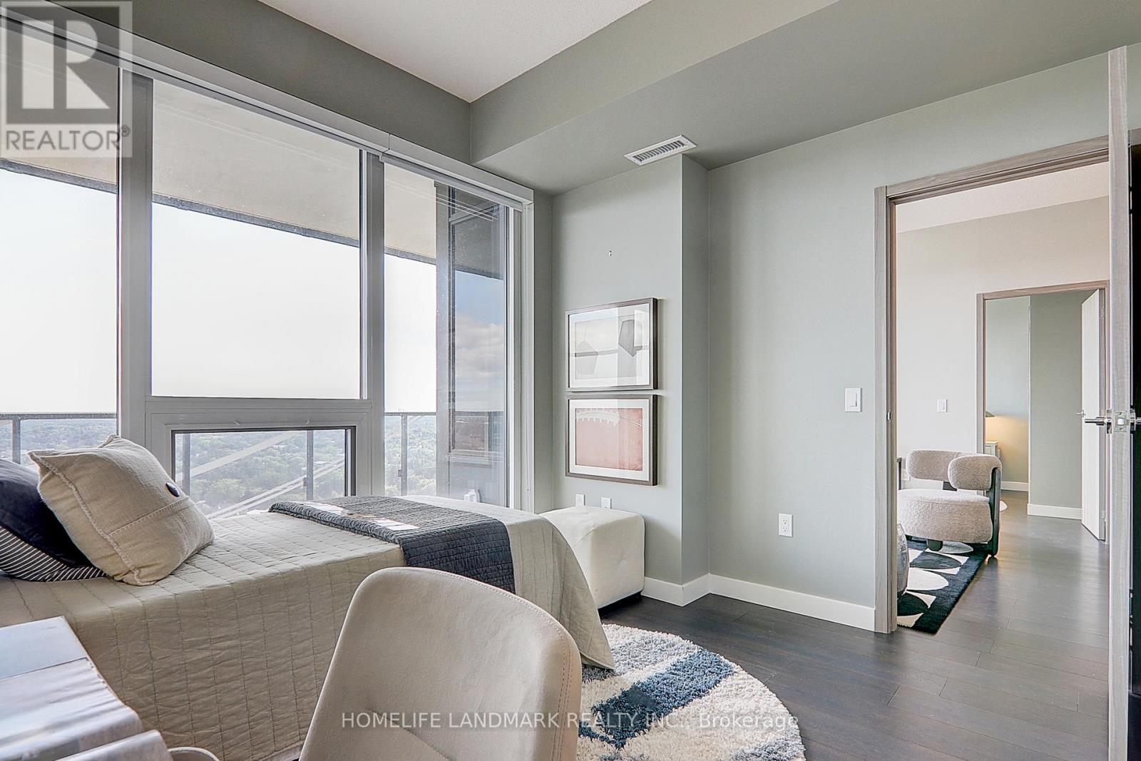 #3203 95 MCMAHON DRIVE S - 28