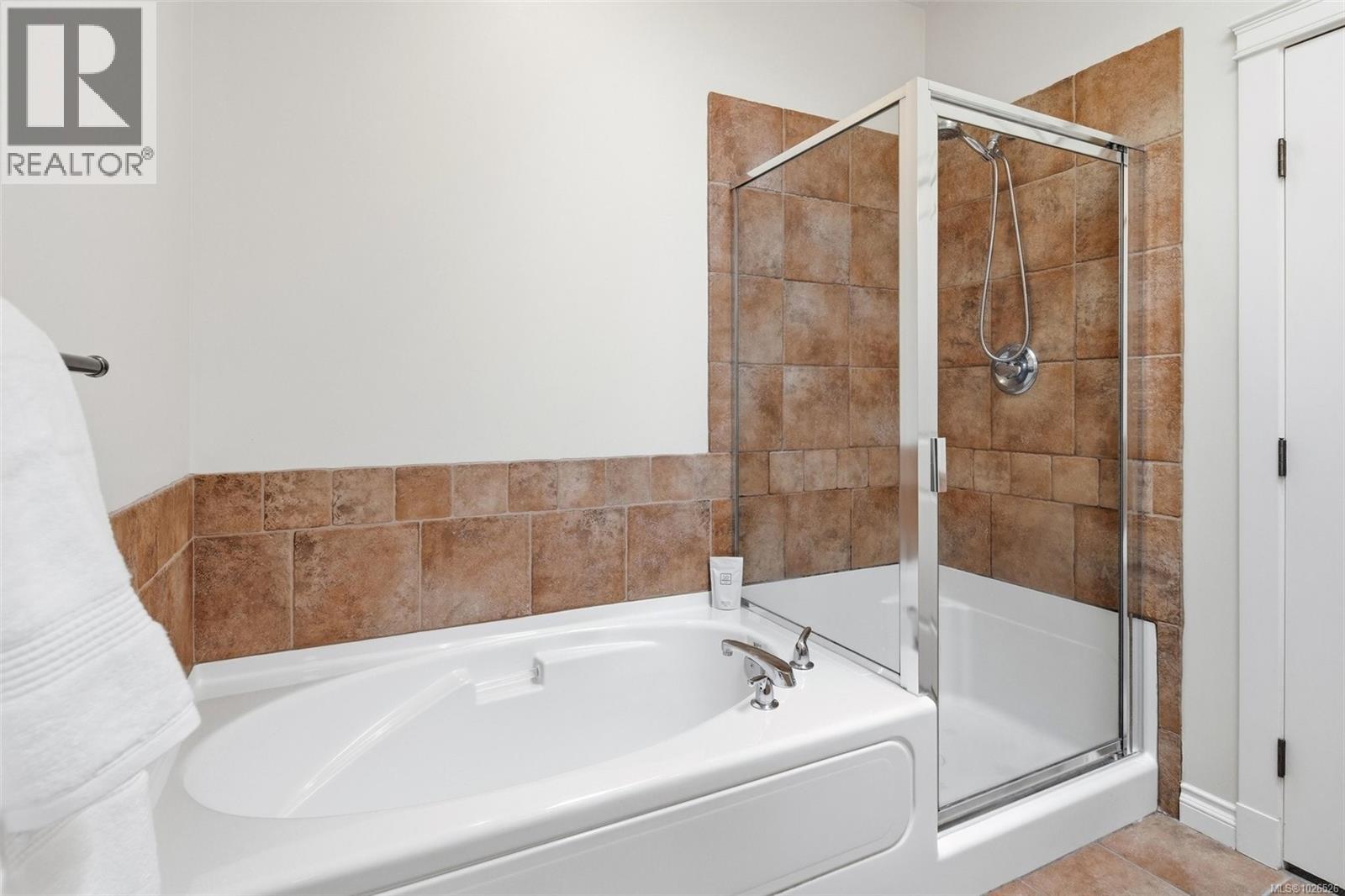 485 Outrigger Loop, Colwood