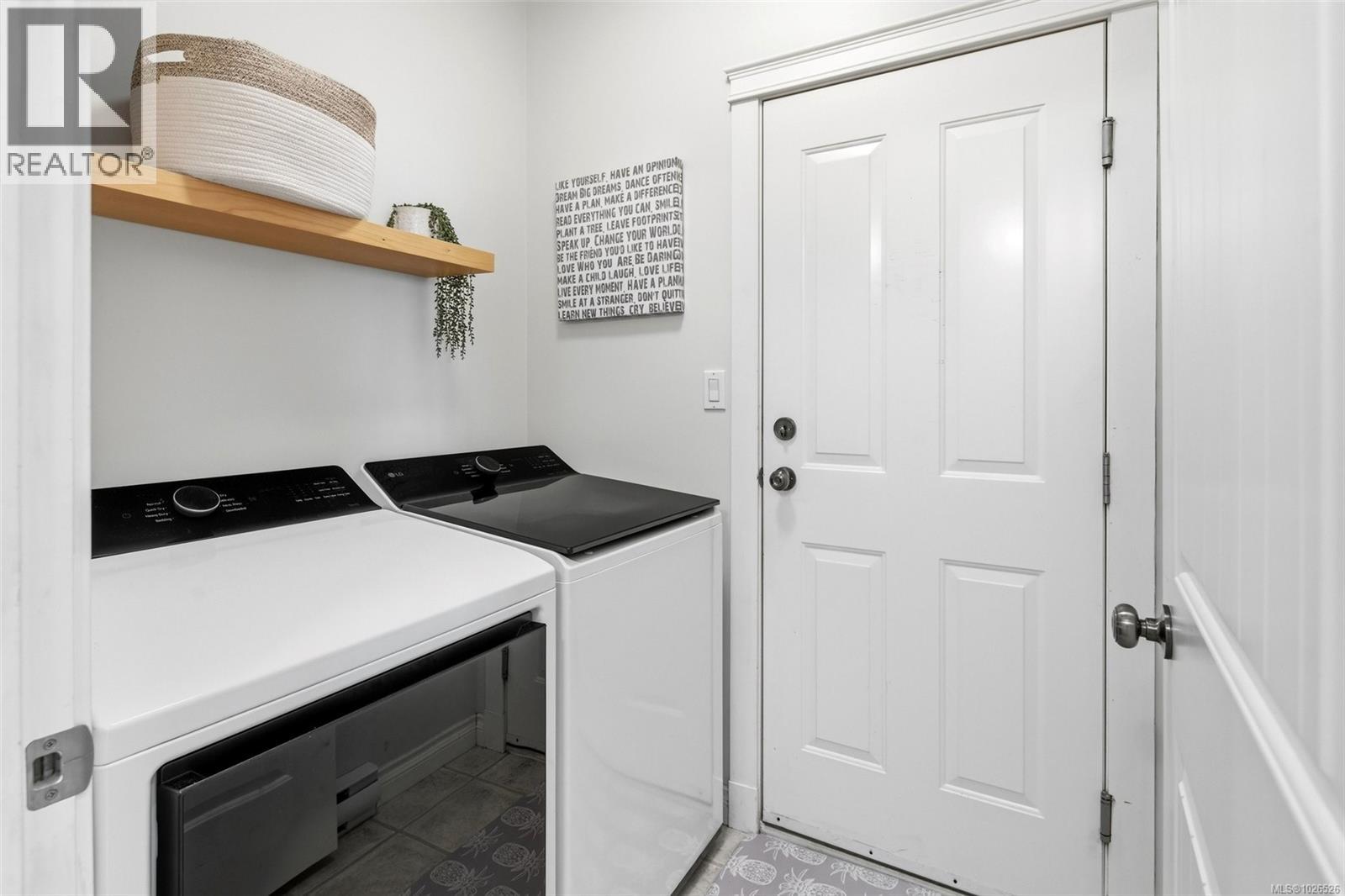 485 Outrigger Loop, Colwood