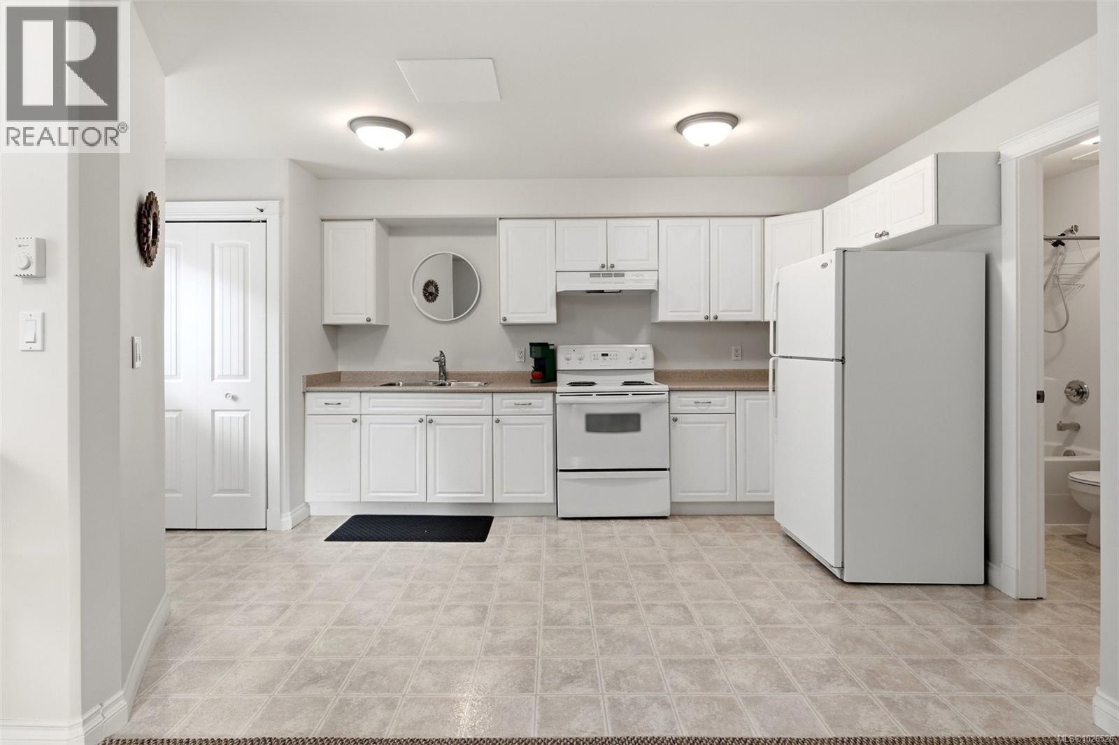 485 Outrigger Loop, Colwood