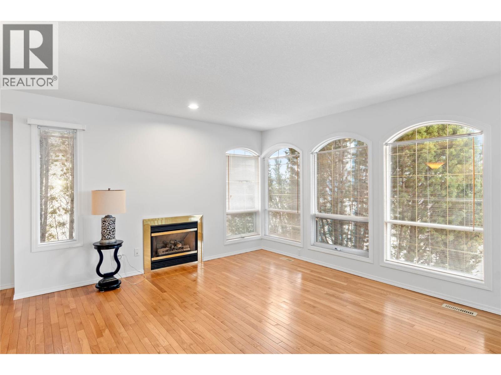 1869 MCKINLEY Court - 2