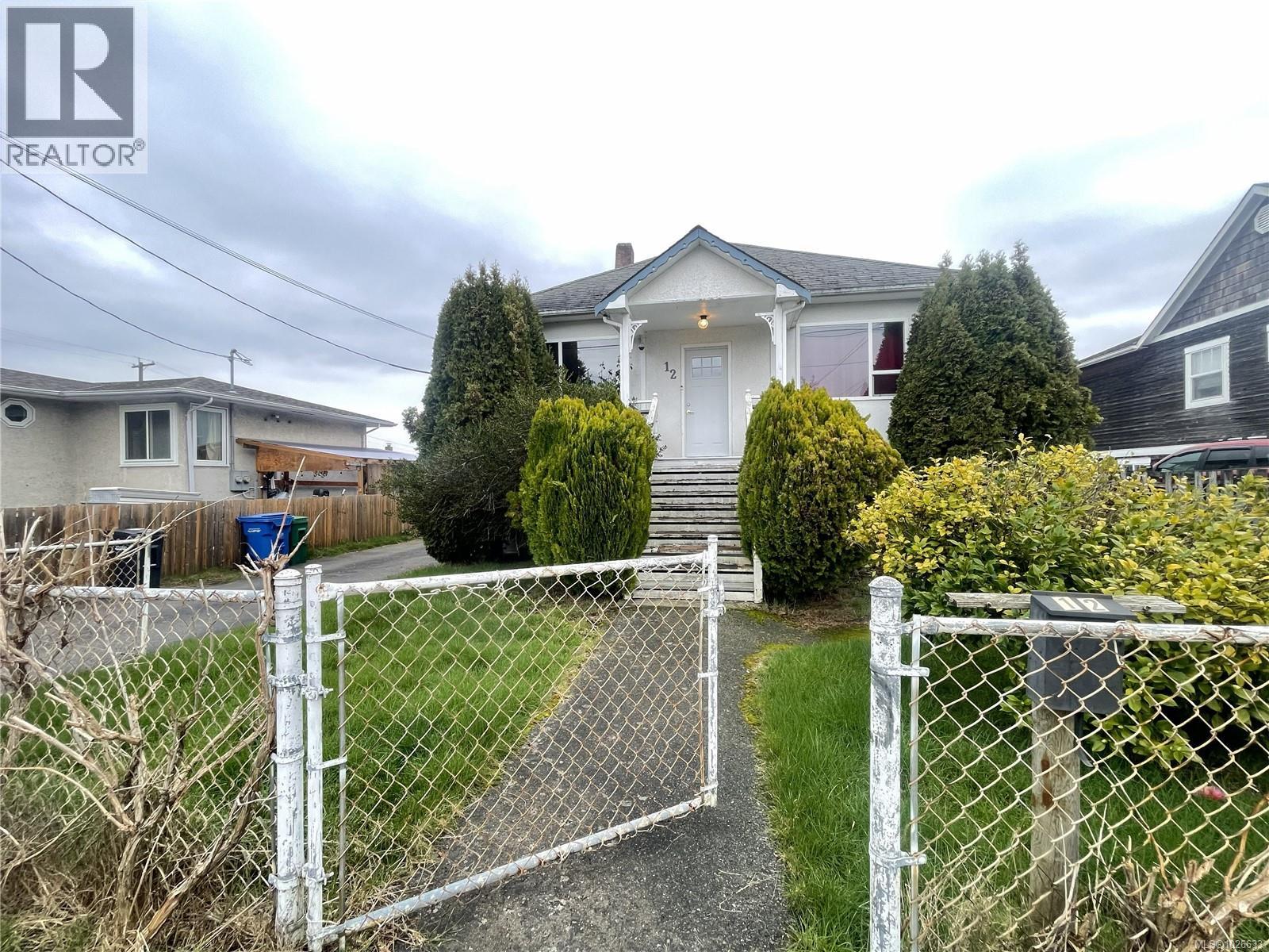 12 GILLESPIE ST - 12