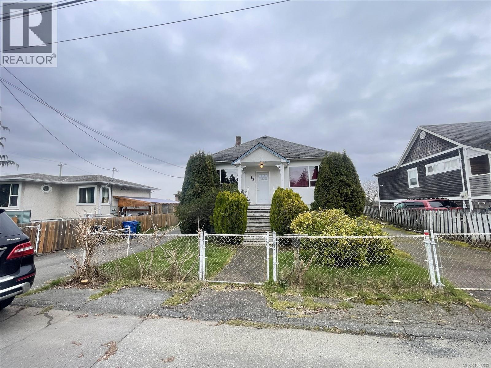 12 Gillespie St - 2