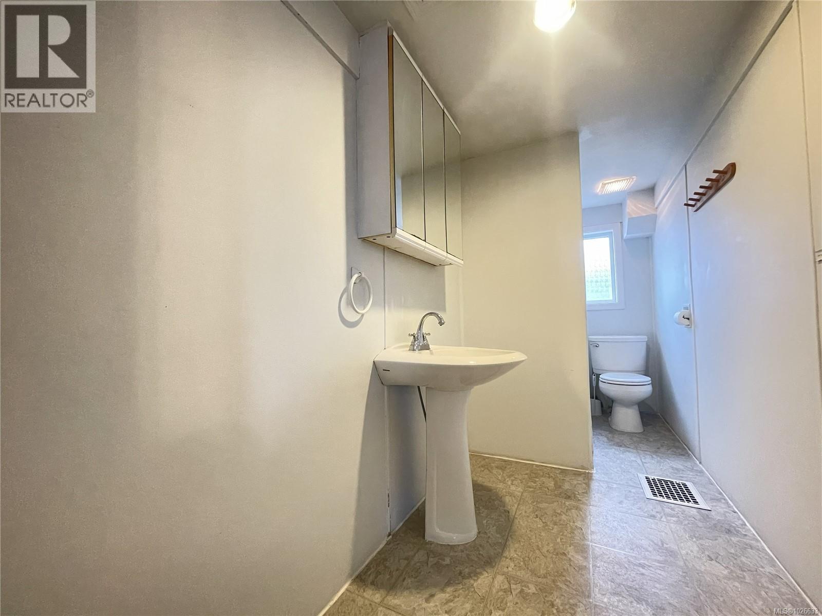 12 Gillespie St - 21