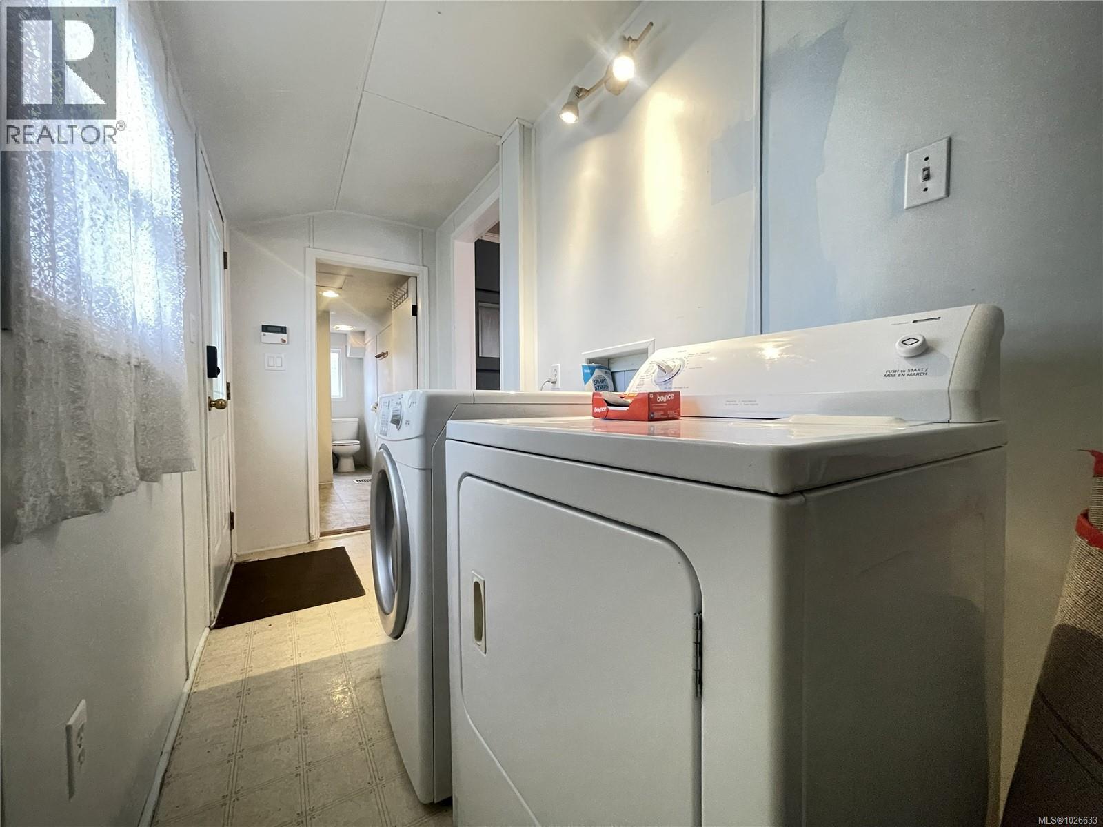 12 Gillespie St - 23