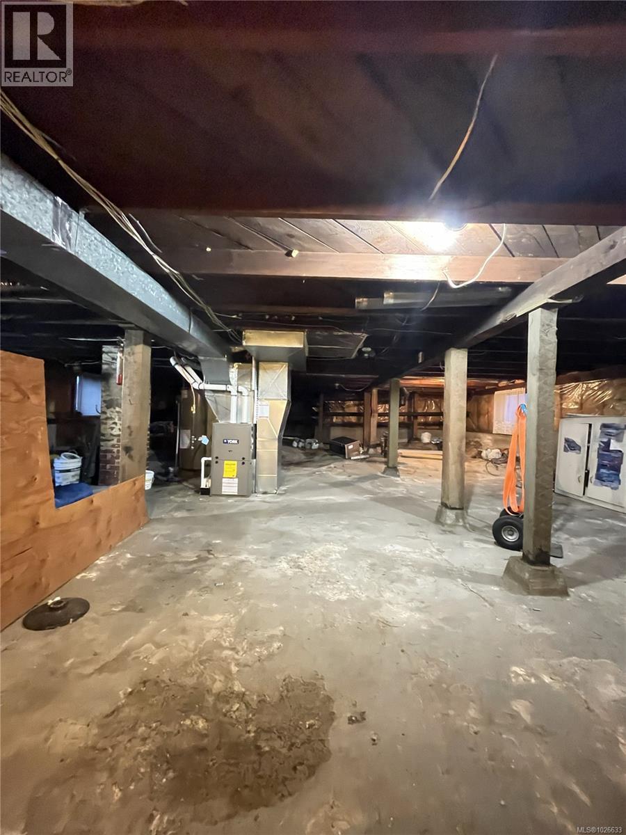 12 GILLESPIE ST - 28