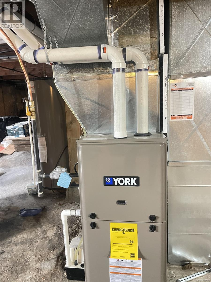 12 GILLESPIE ST - 29