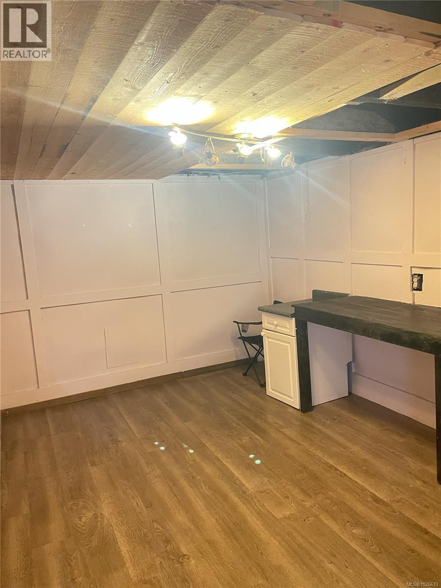 12 GILLESPIE ST - 31