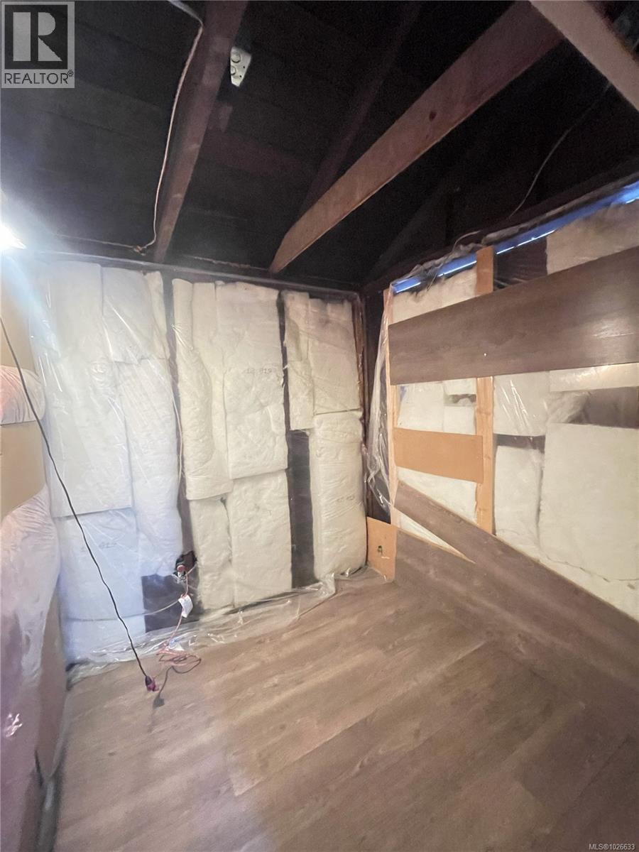 12 Gillespie St - 33