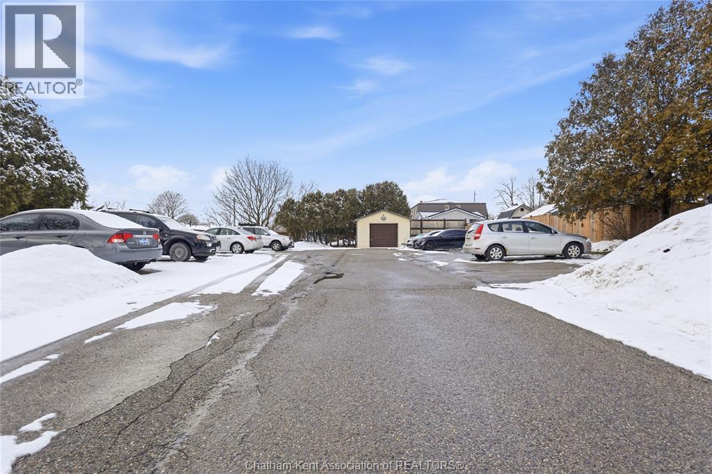 42 PARKVIEW HEIGHTS - 24