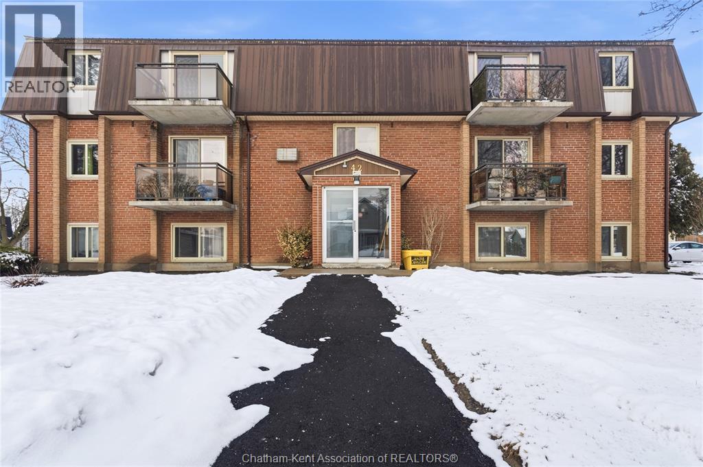 42 PARKVIEW HEIGHTS - 6