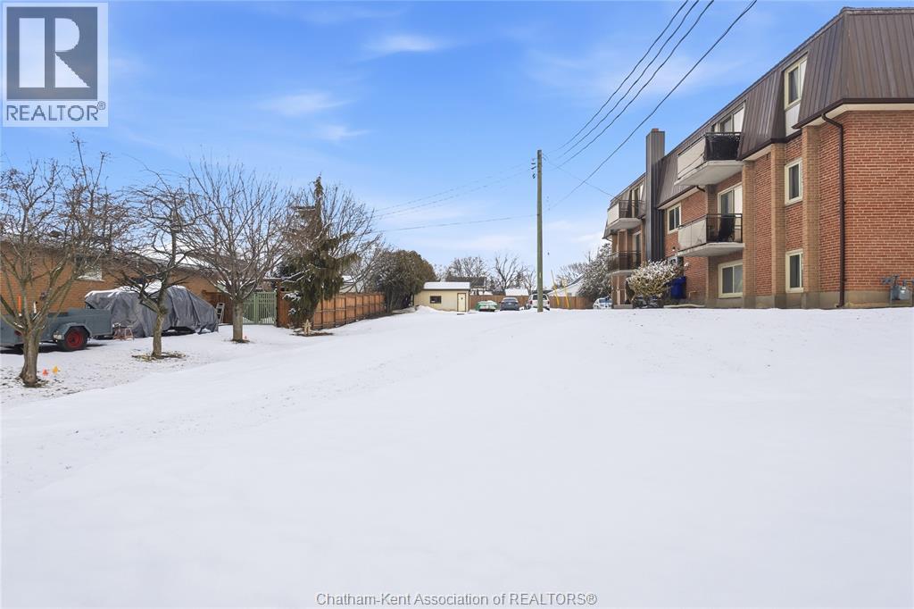 42 PARKVIEW HEIGHTS - 9