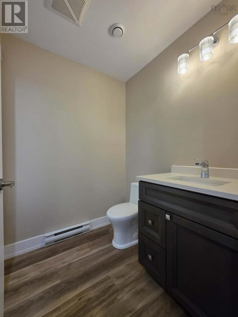 Property 23 of 32 of 52A Summer Hill Place