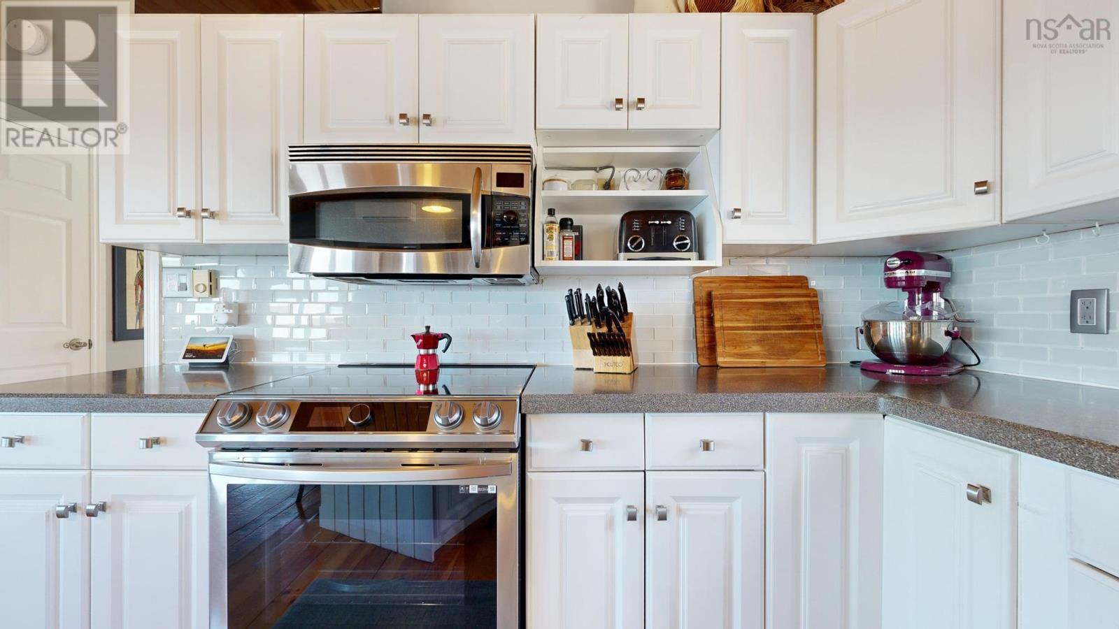 Property 11 of 26 of 59 Sunset Avenue