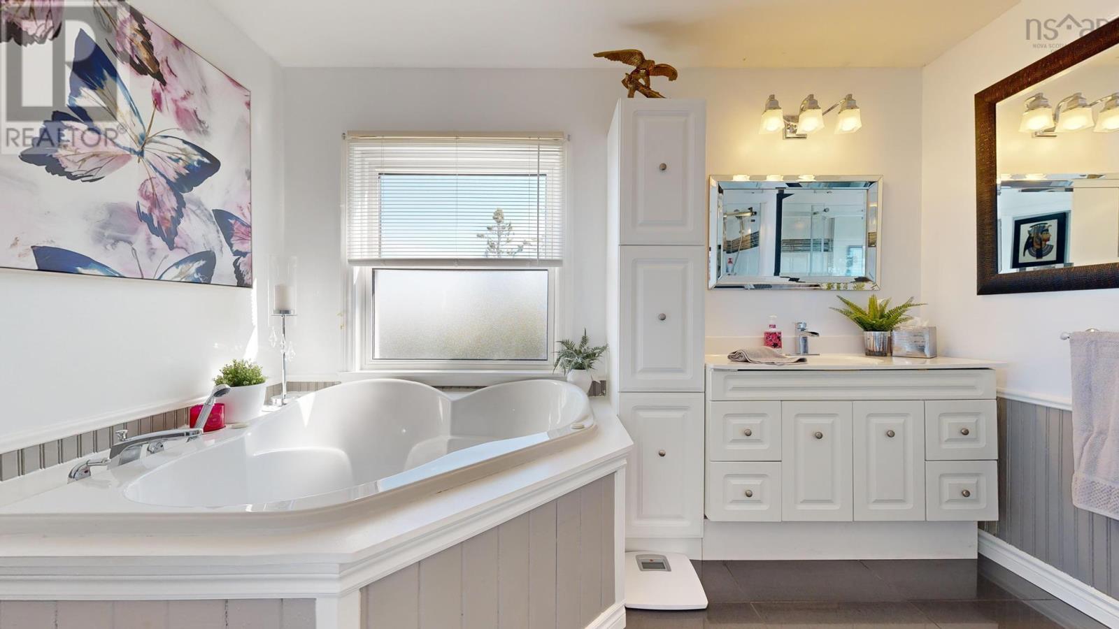 Property 22 of 26 of 59 Sunset Avenue