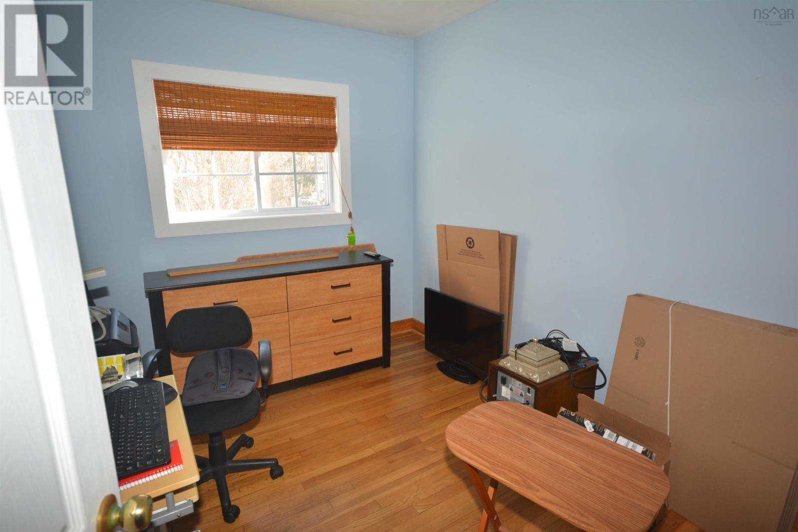 Property 14 of 24 of 15 Iris Avenue