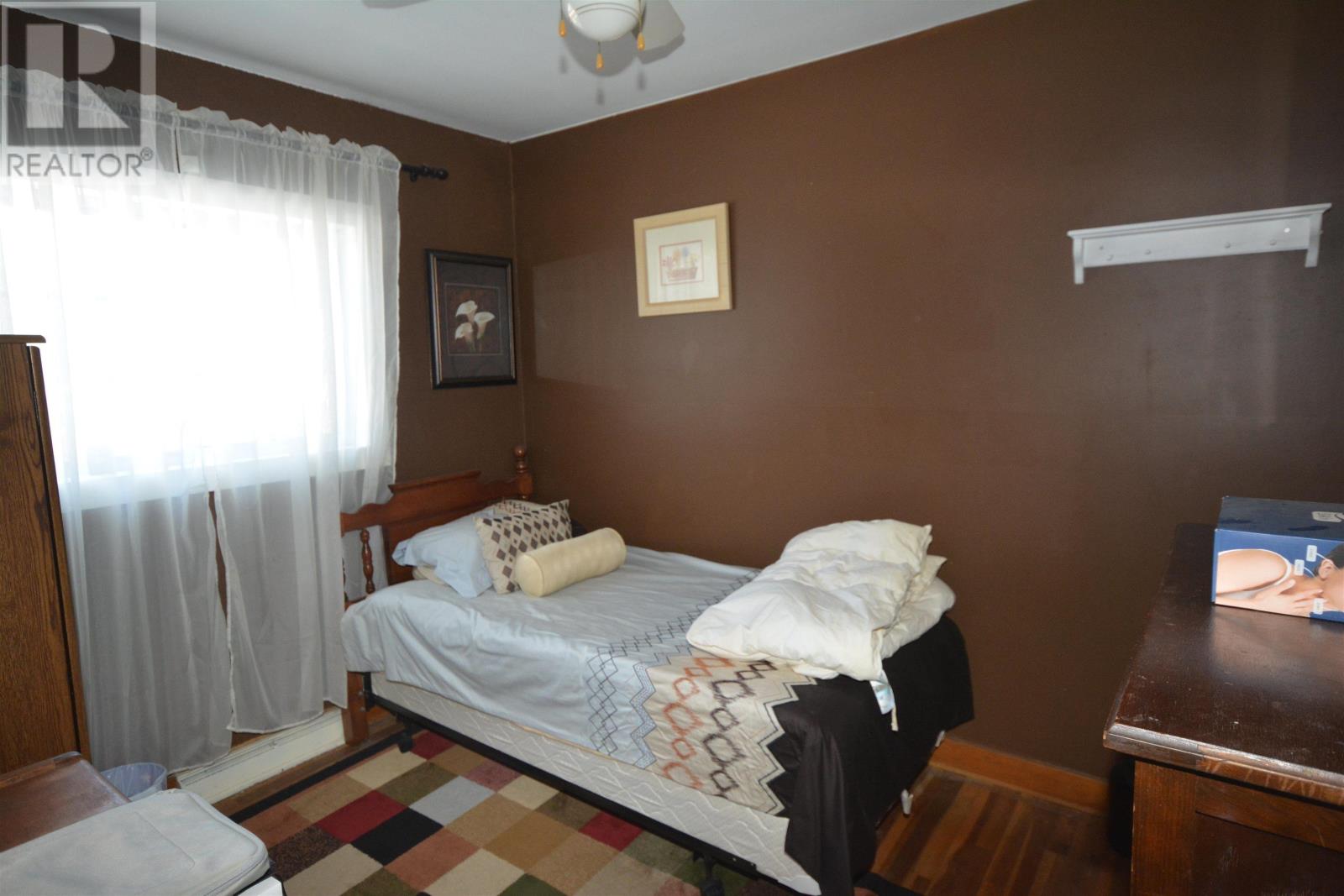 Property 17 of 24 of 15 Iris Avenue