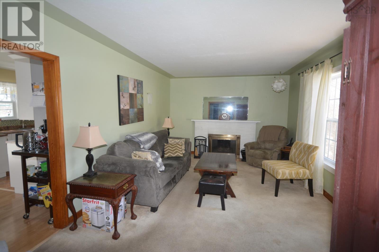 Property 8 of 24 of 15 Iris Avenue