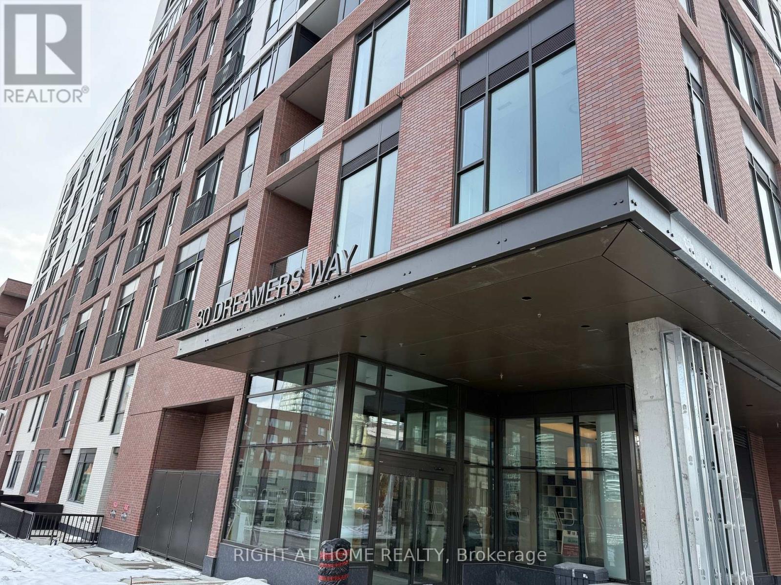 618 - 30 DREAMERS WAY - Photo 2 of 25, Toronto (Regent Park), Ontario