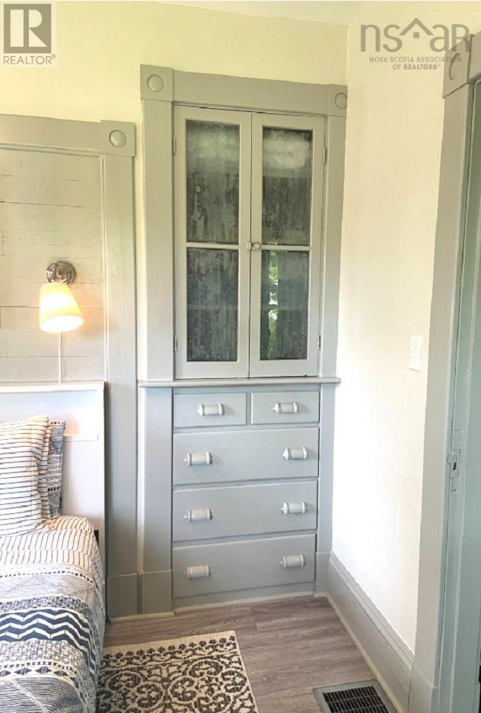 Property 23 of 45 of 336 West Street