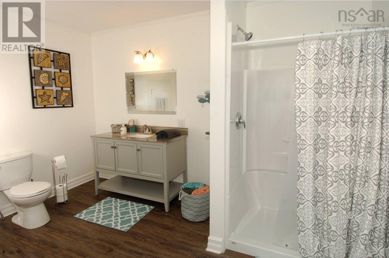 Property 28 of 45 of 336 West Street