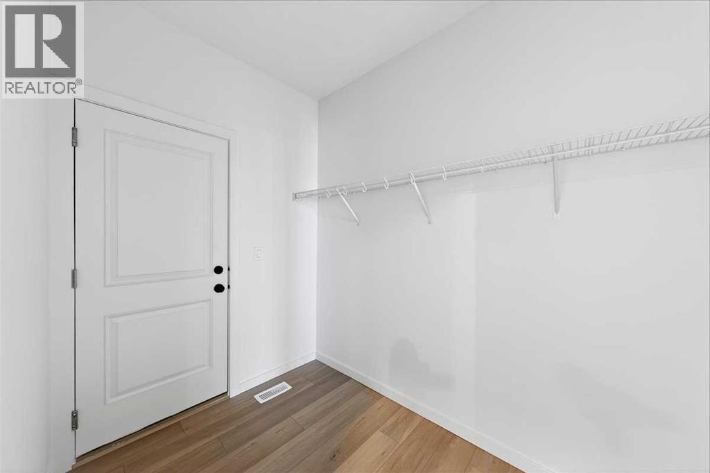 Single Family House for Sale in  Osprey Hill Bay SW Osprey Hill Calgary 