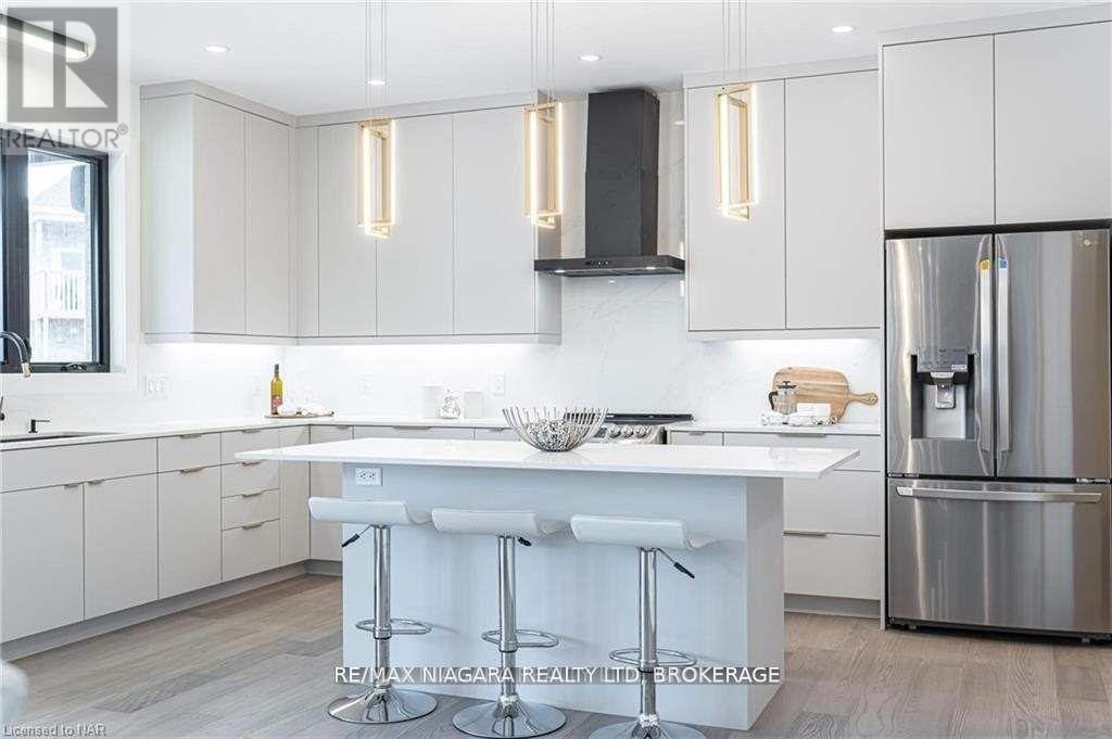 2782 CANADIANA COURT - 9