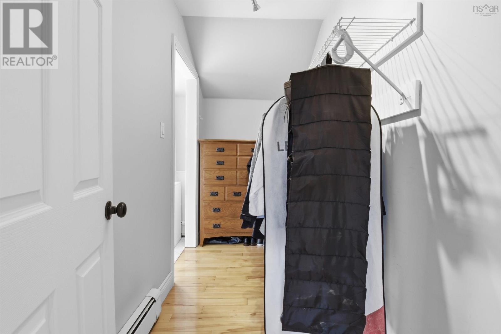 Property 25 of 47 of 11 Maplewood Drive