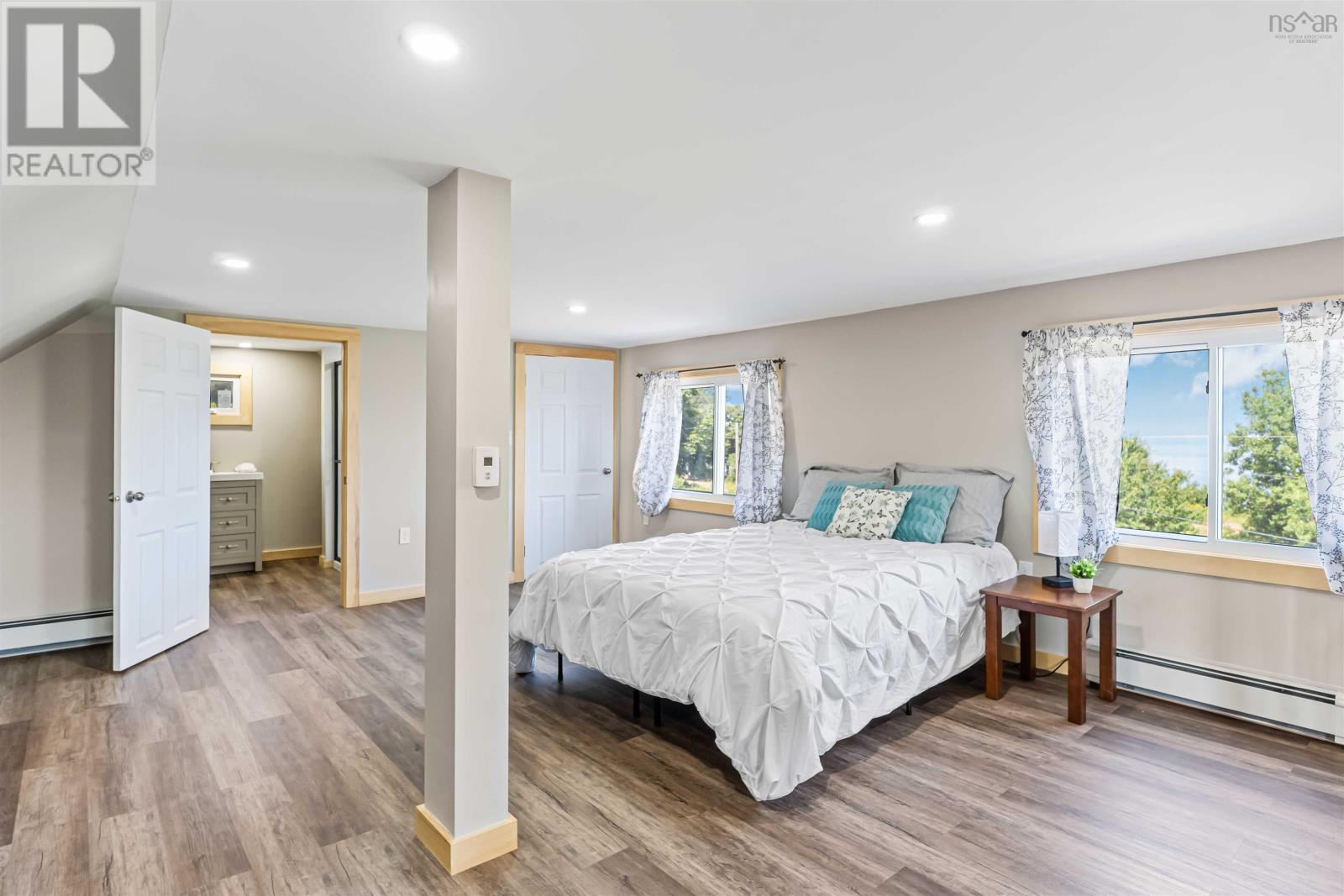 Property 35 of 50 of 866 Brinton Road