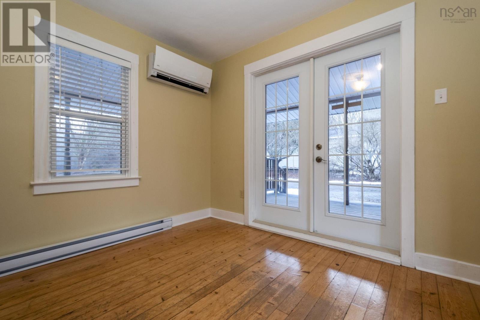 Property 17 of 47 of 9499 Highway 10