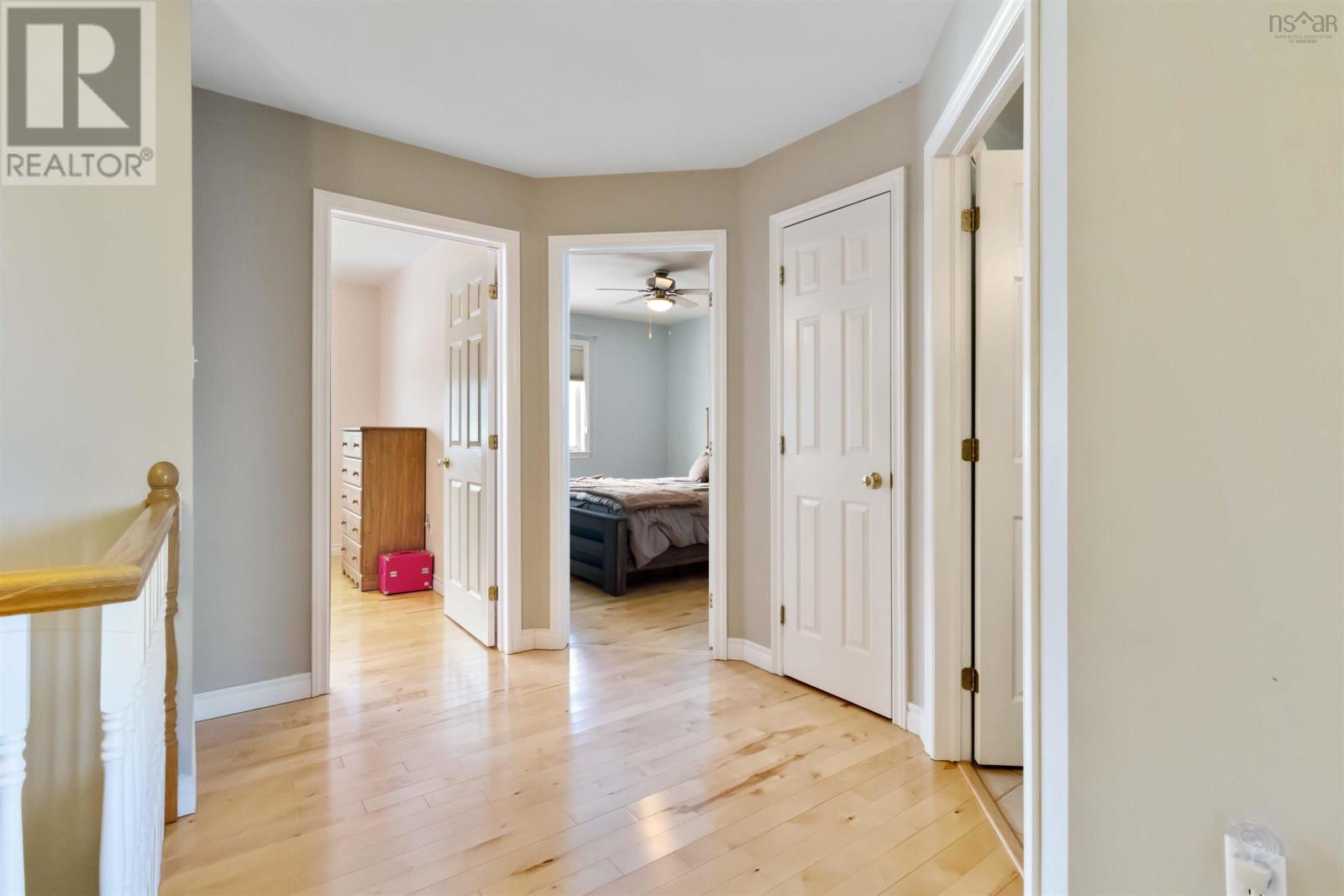 Property 28 of 48 of 92 Russell Lake Drive