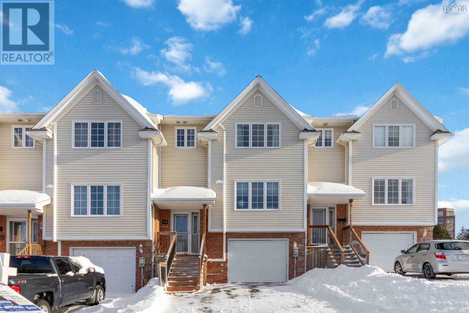 Property 4 of 48 of 92 Russell Lake Drive