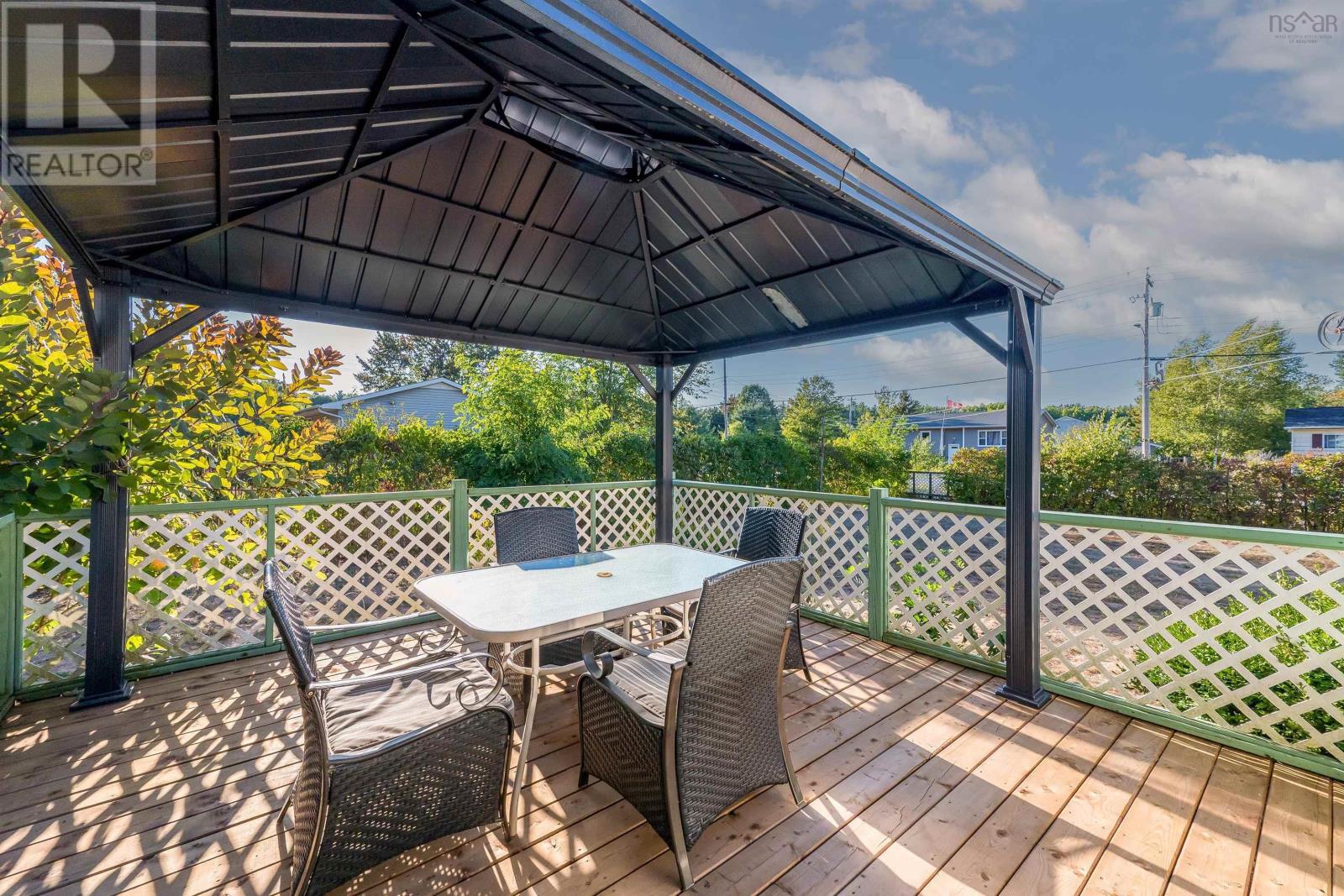 Property 27 of 33 of 1115 Tufts Avenue