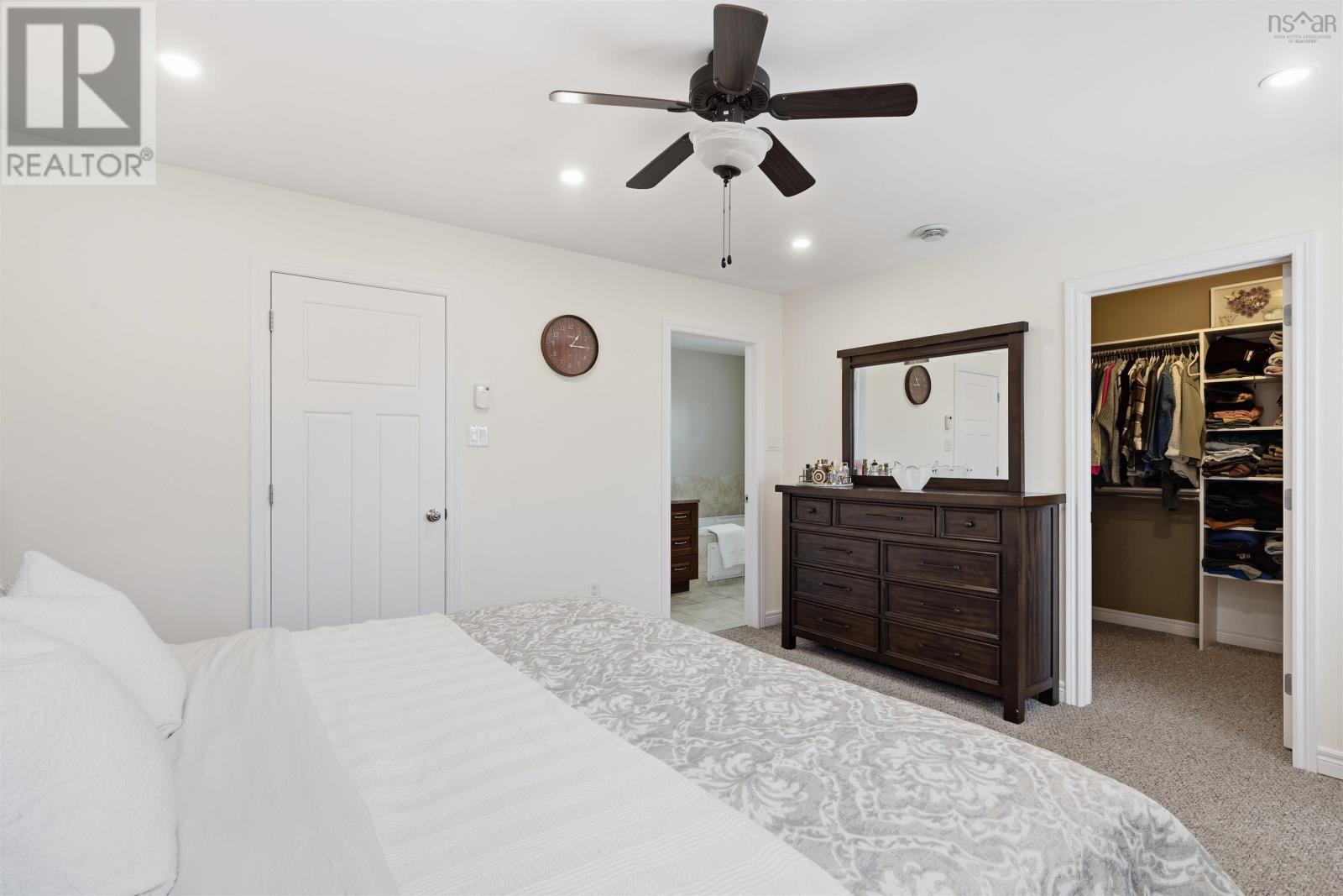 Property 24 of 49 of 465 Laurel Ridge Drive