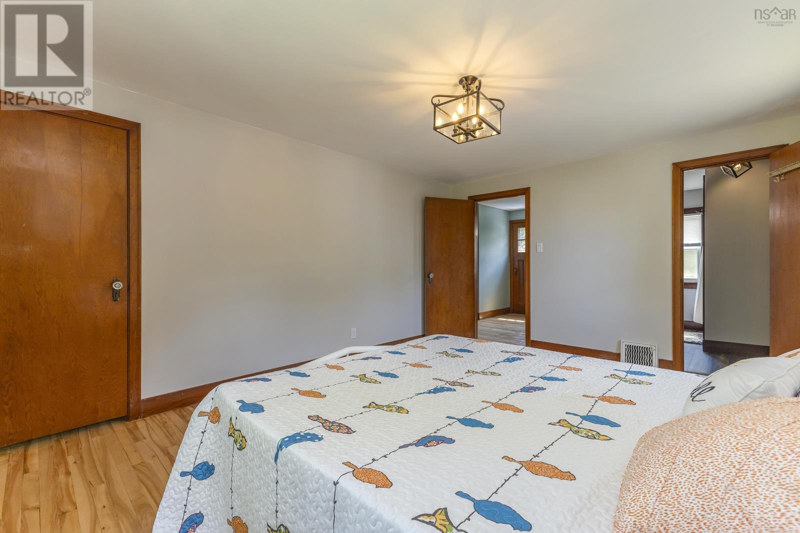 Property 36 of 50 of 54 Church Street