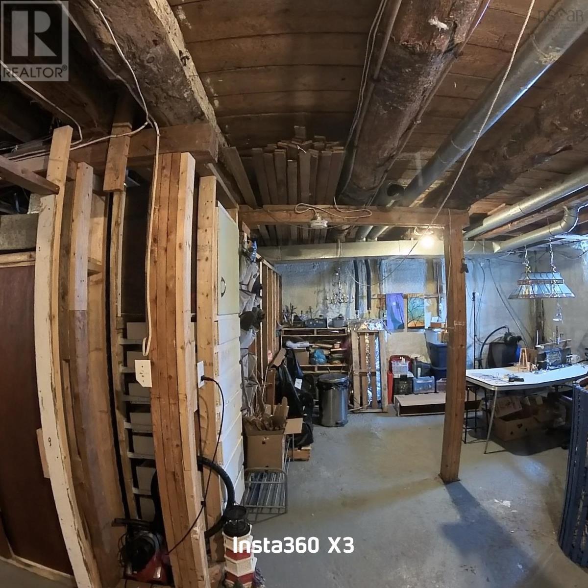 Property 38 of 40 of 1922 Highway 19