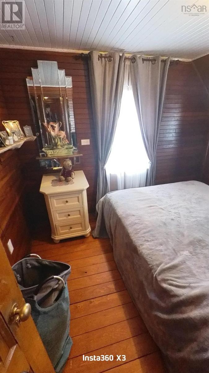 Property 29 of 40 of 1922 Highway 19