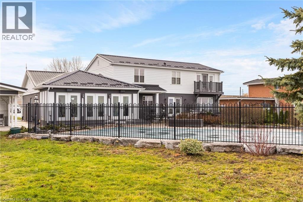 1073 NORTH SERVICE Road - 30