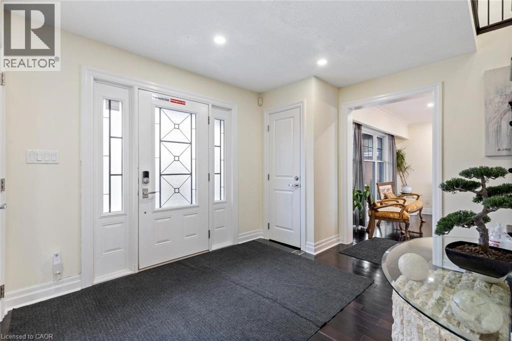 1073 NORTH SERVICE Road - 5