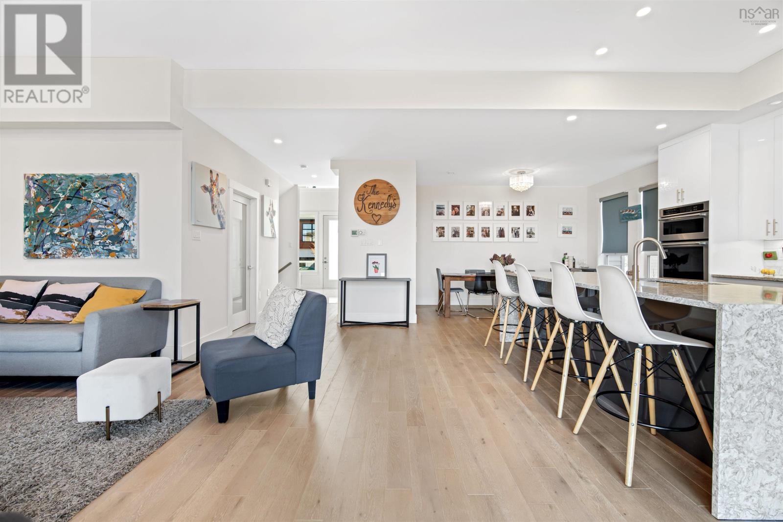 Property 9 of 49 of 322 Transom Drive