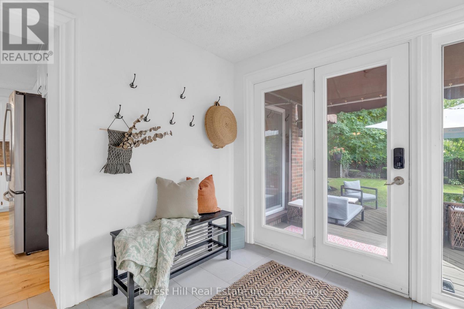 161 HERBERT STREET — photo 30