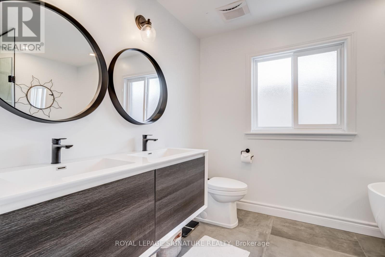 81 GARDEN AVENUE - 30