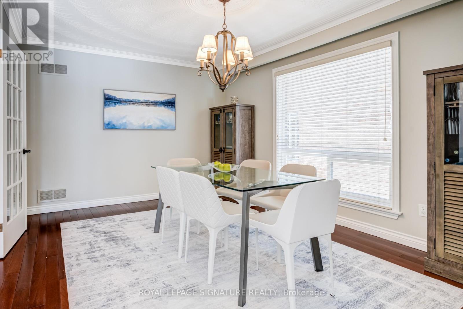 81 GARDEN AVENUE - 6