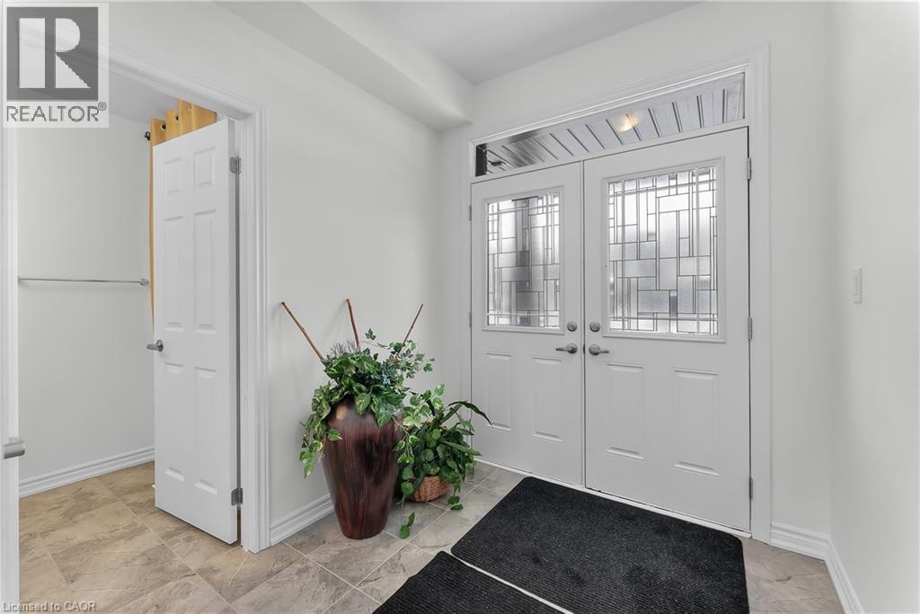 229 VANILLA Trail - Photo 4 of 39, Thorold, Ontario