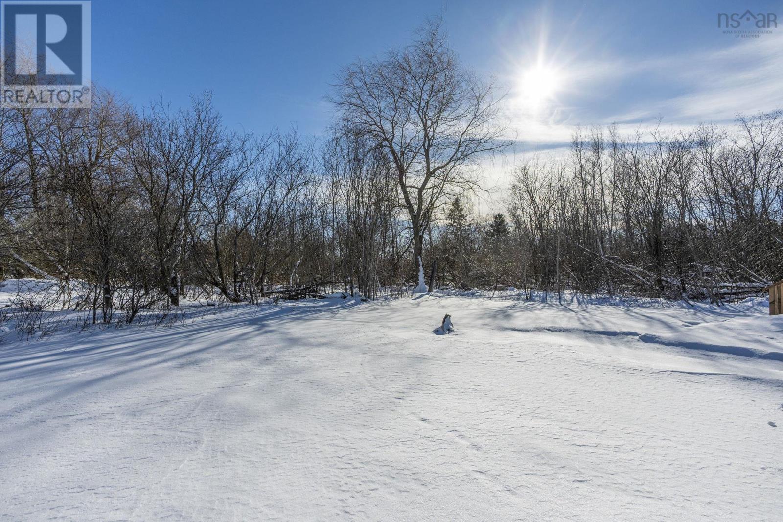 Property 21 of 22 of 1004 Summer Street